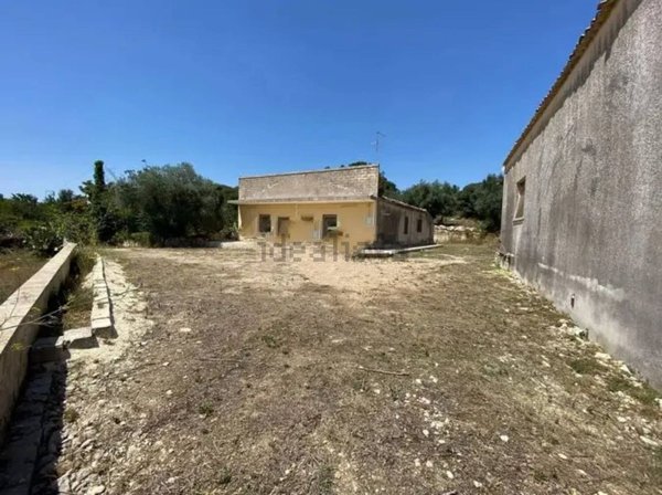 casale in vendita a Palazzolo Acreide
