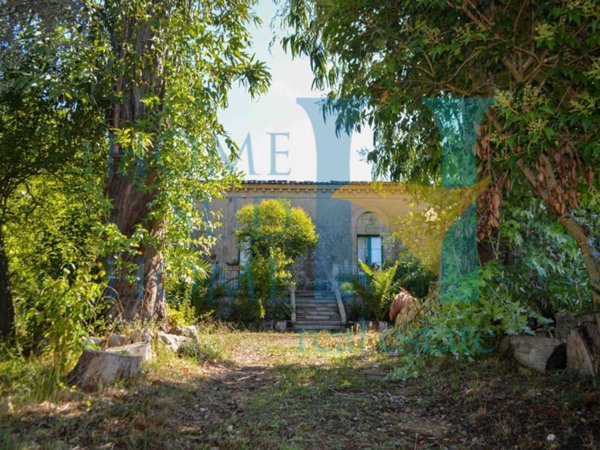 casa indipendente in vendita a Palazzolo Acreide