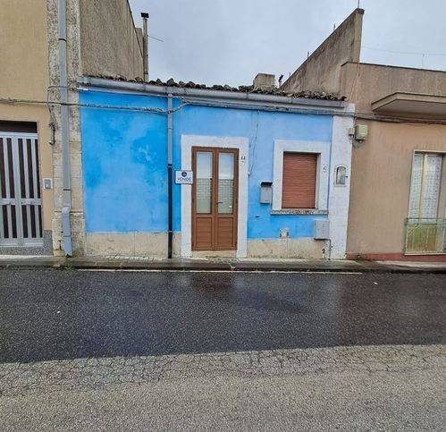 casa indipendente in vendita a Palazzolo Acreide