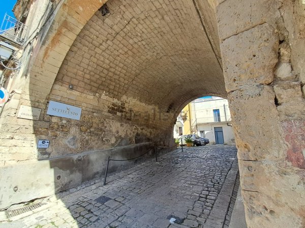 casa indipendente in vendita a Palazzolo Acreide