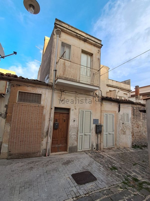 casa indipendente in vendita a Palazzolo Acreide