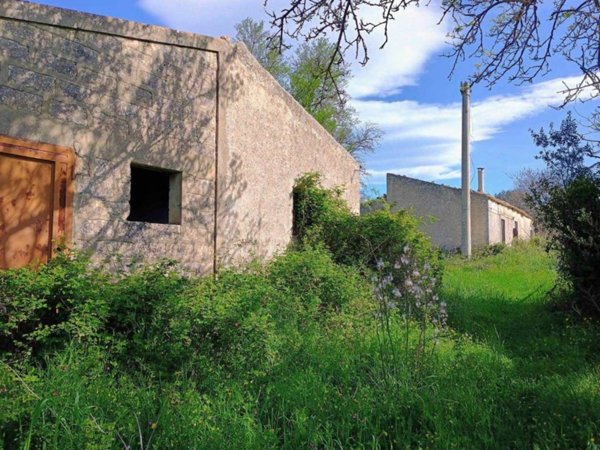 terreno edificabile in vendita a Palazzolo Acreide