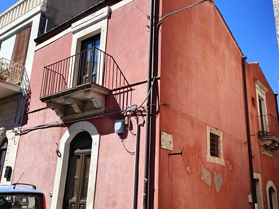 casa indipendente in vendita a Palazzolo Acreide