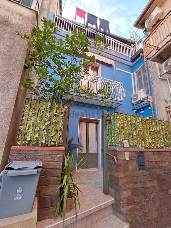 casa indipendente in vendita a Palazzolo Acreide