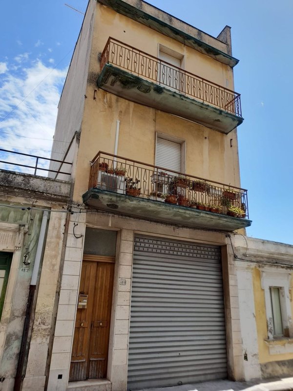 casa indipendente in vendita a Palazzolo Acreide