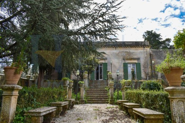 casa indipendente in vendita a Palazzolo Acreide