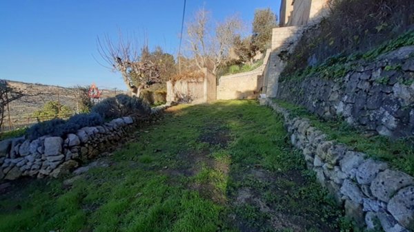 casa indipendente in vendita a Palazzolo Acreide