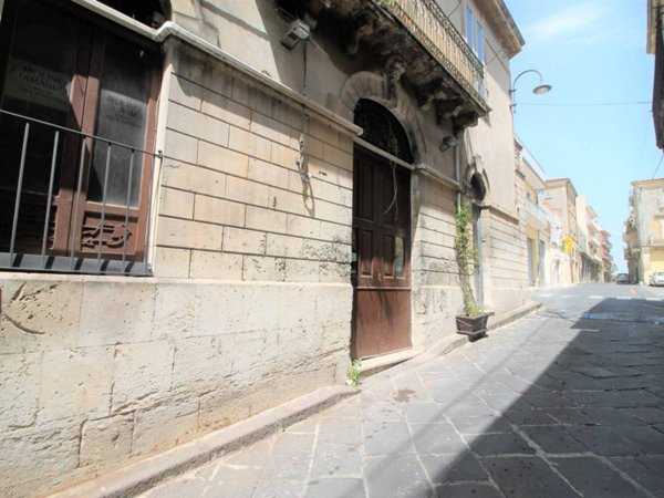 negozio in vendita a Palazzolo Acreide