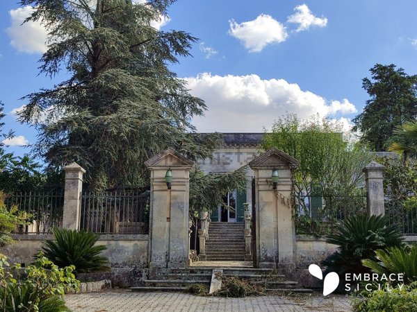casa indipendente in vendita a Palazzolo Acreide