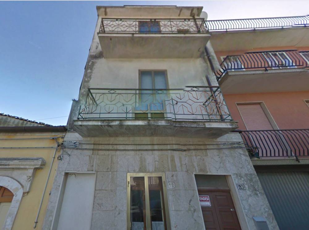 casa indipendente in vendita a Palazzolo Acreide