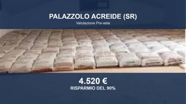 locale commerciale in vendita a Palazzolo Acreide