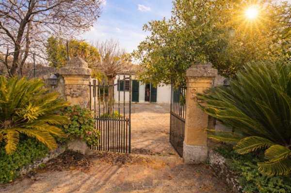 casa indipendente in vendita a Palazzolo Acreide