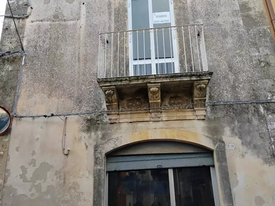 casa indipendente in vendita a Palazzolo Acreide