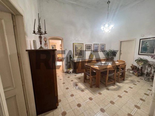 casa indipendente in vendita a Palazzolo Acreide