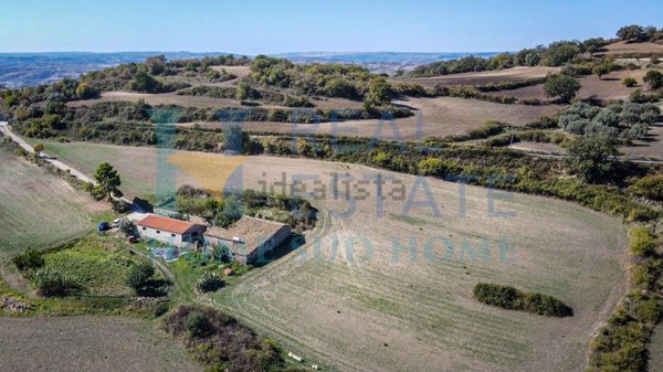 casa indipendente in vendita a Palazzolo Acreide
