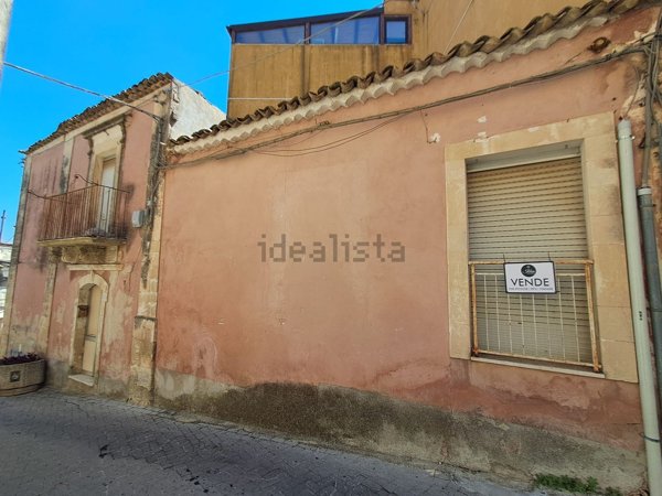 casa indipendente in vendita a Palazzolo Acreide