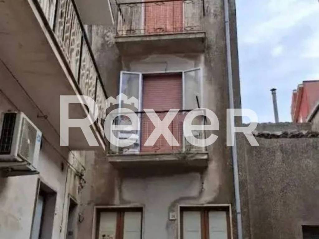 casa indipendente in vendita a Palazzolo Acreide