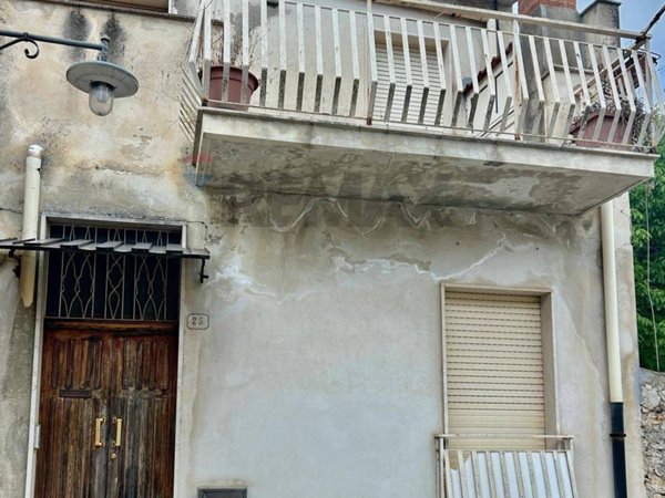 casa indipendente in vendita a Palazzolo Acreide