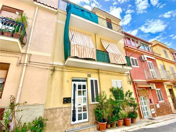 casa indipendente in vendita a Rosolini