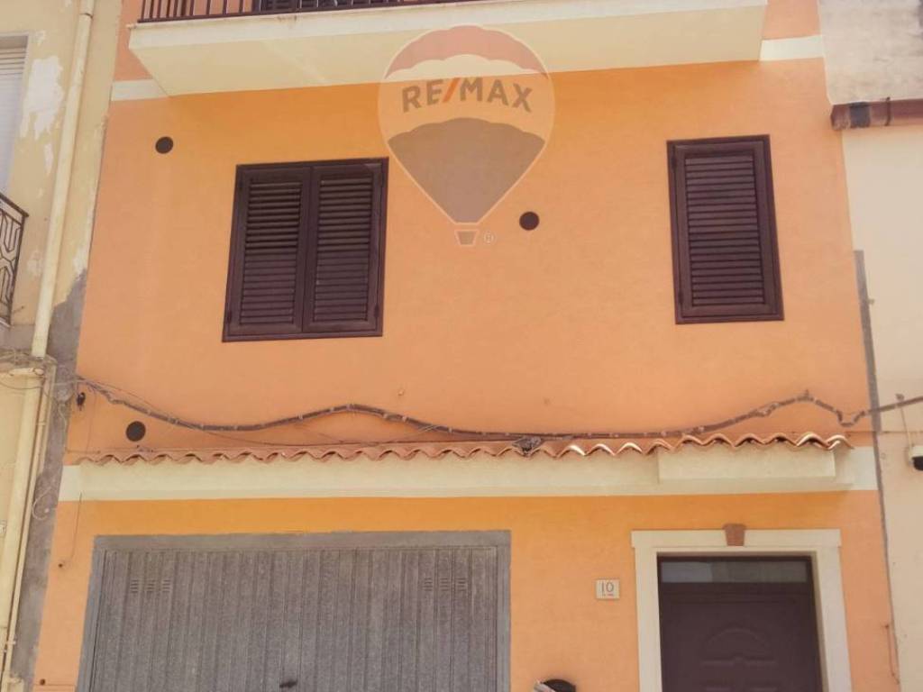 casa indipendente in vendita a Rosolini