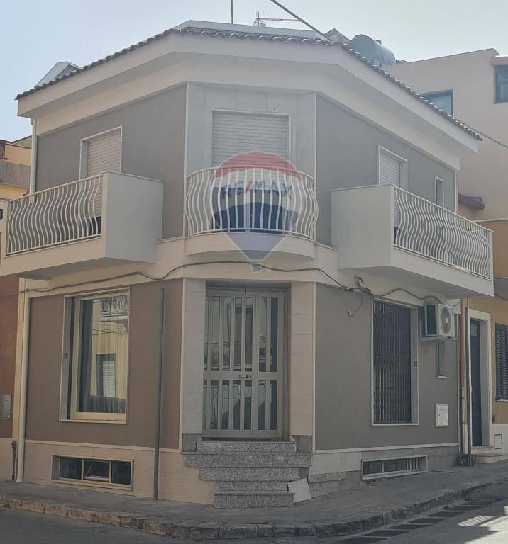 casa indipendente in vendita a Rosolini