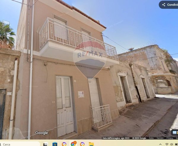 casa indipendente in vendita a Rosolini