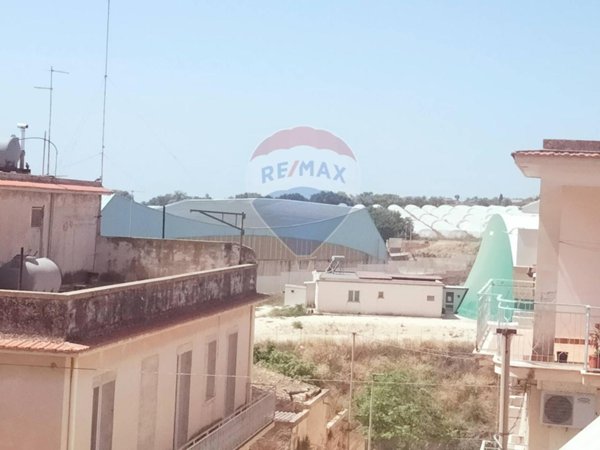 casa indipendente in vendita a Rosolini