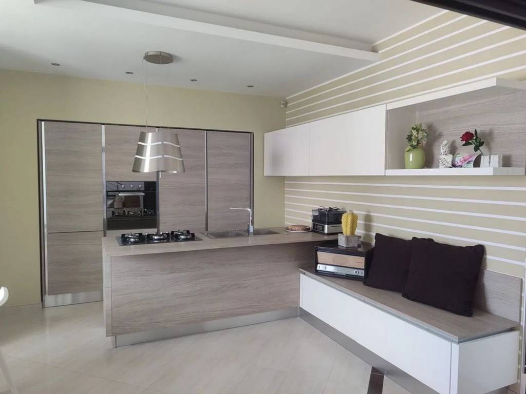 casa indipendente in vendita a Rosolini