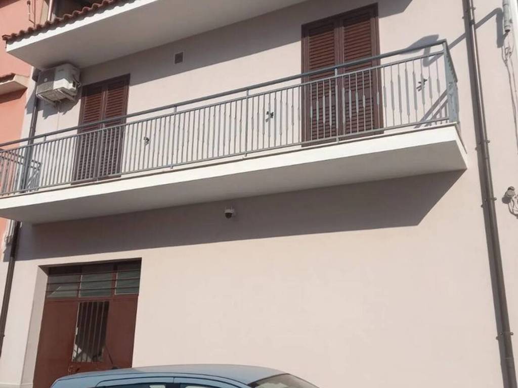 casa indipendente in vendita a Rosolini