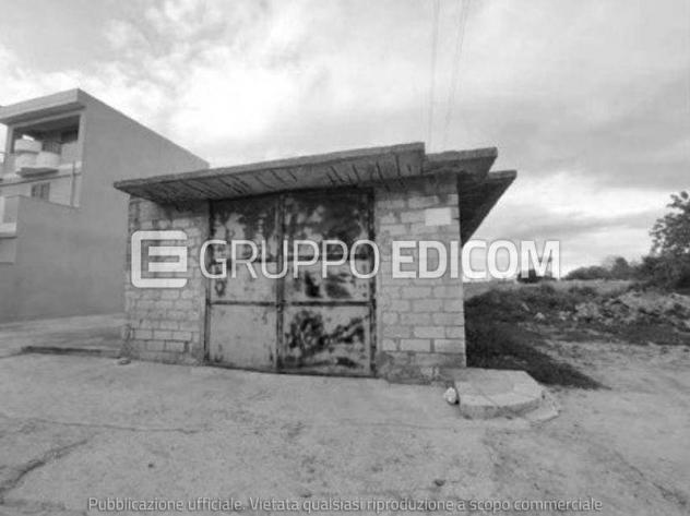 locale commerciale in vendita a Rosolini