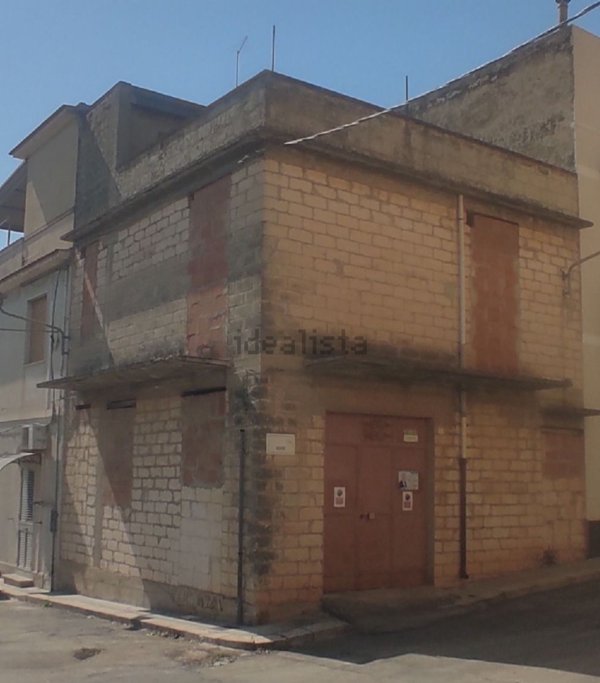 casa indipendente in vendita a Rosolini