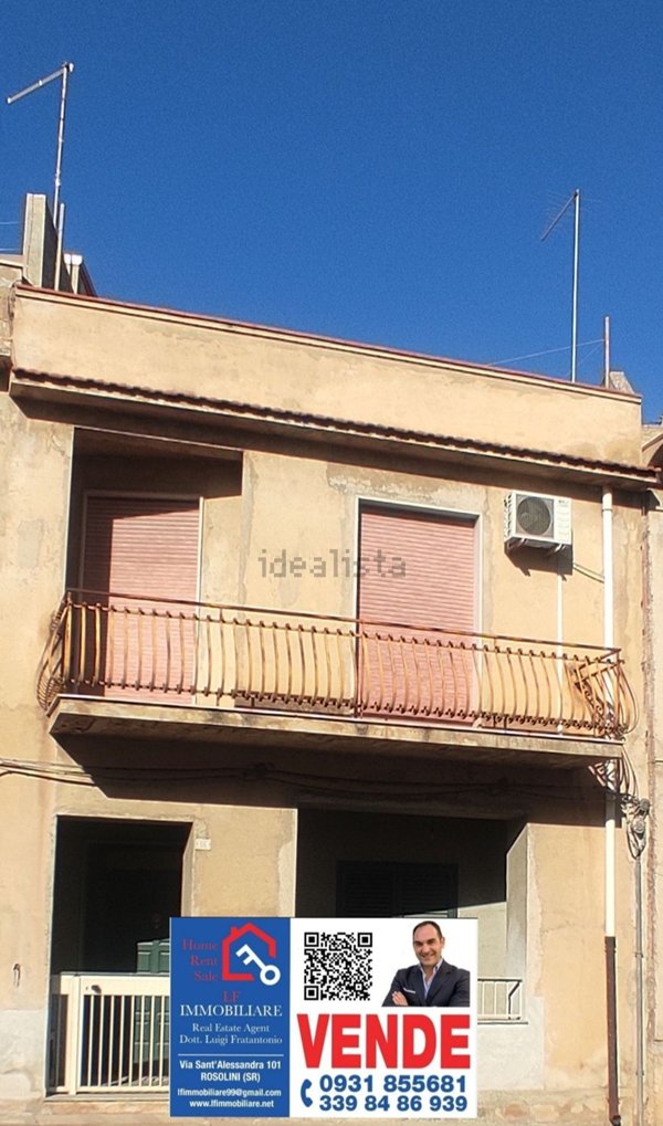 casa indipendente in vendita a Rosolini