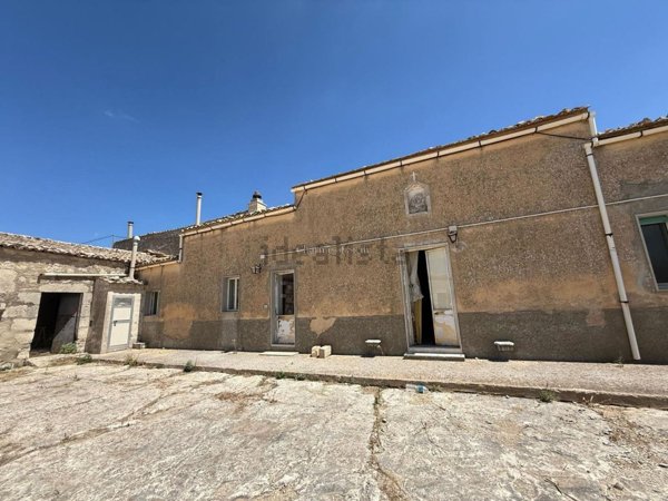 terreno agricolo in vendita a Rosolini