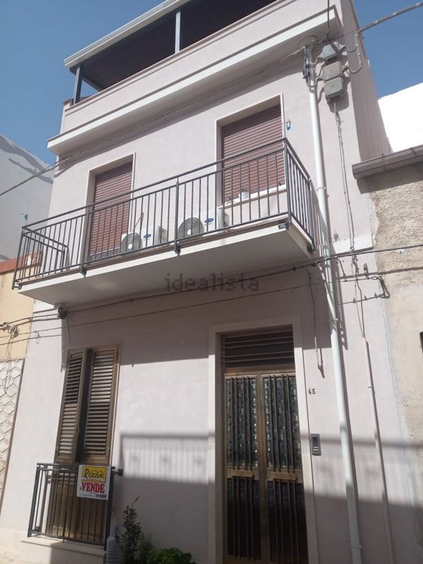 casa indipendente in vendita a Rosolini