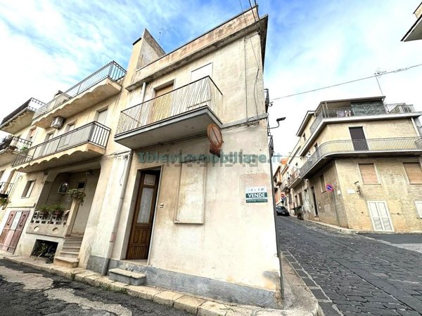 casa indipendente in vendita a Rosolini