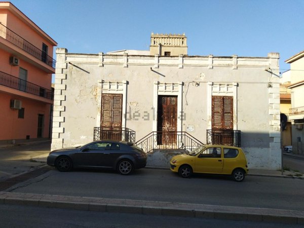 casa indipendente in vendita a Rosolini
