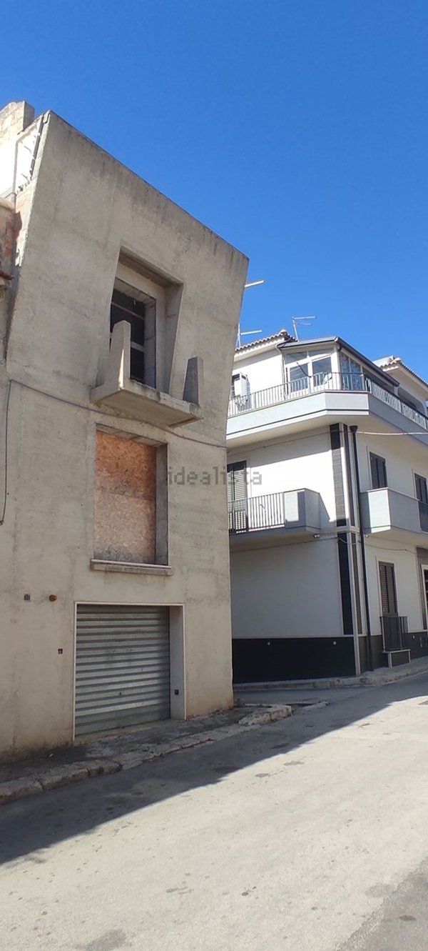 casa indipendente in vendita a Rosolini