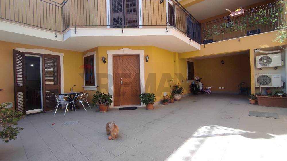 casa indipendente in vendita a Rosolini