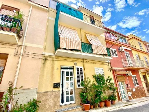 casa indipendente in vendita a Rosolini