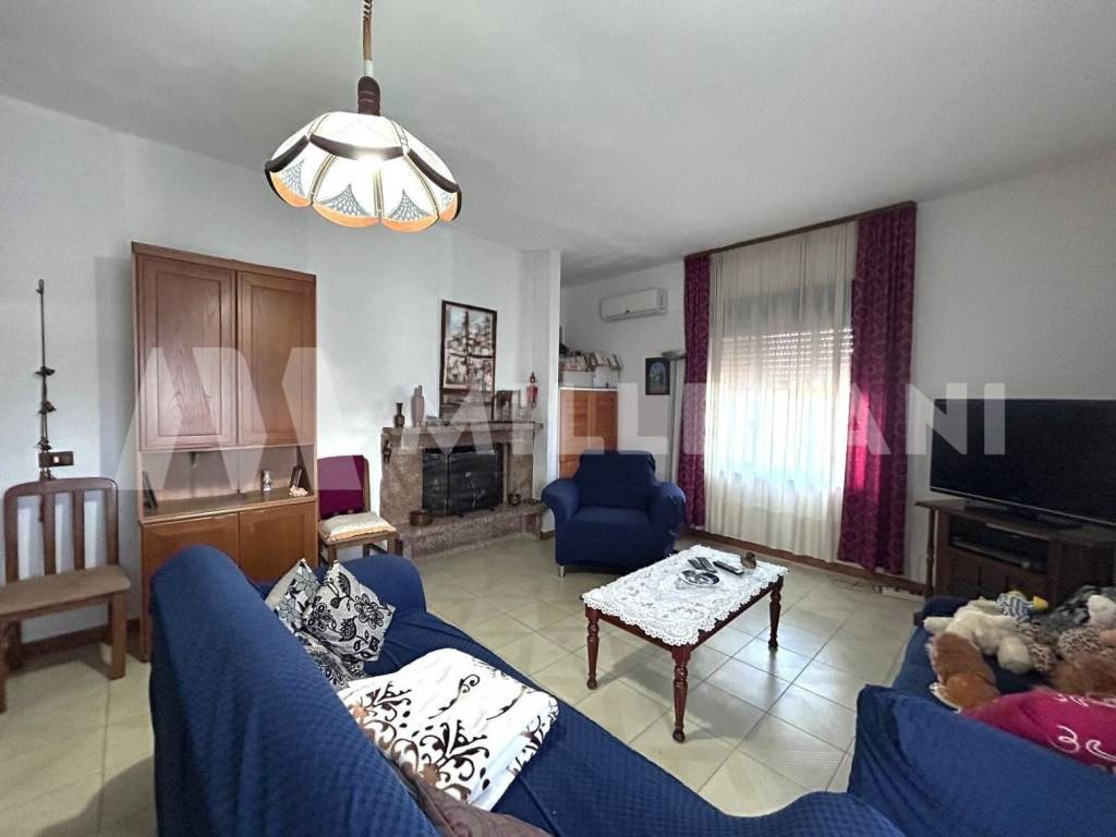 casa indipendente in vendita a Rosolini