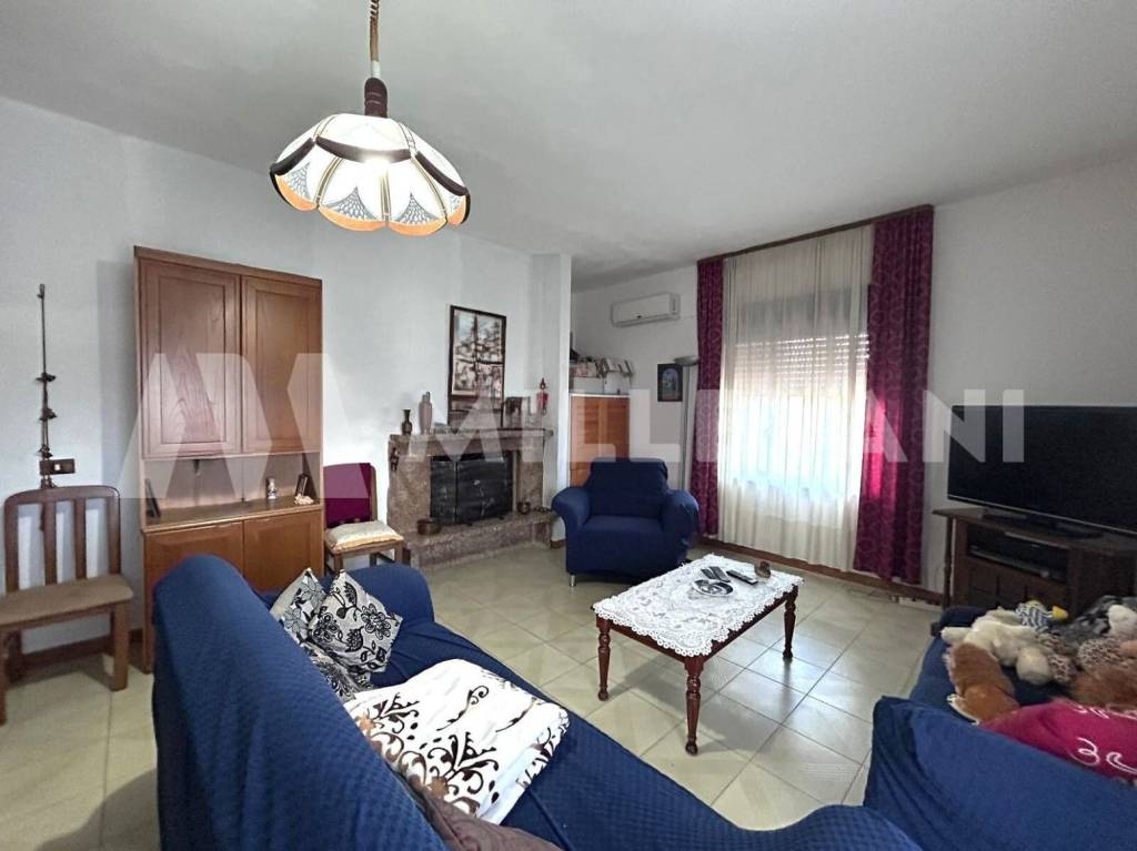 casa indipendente in vendita a Rosolini