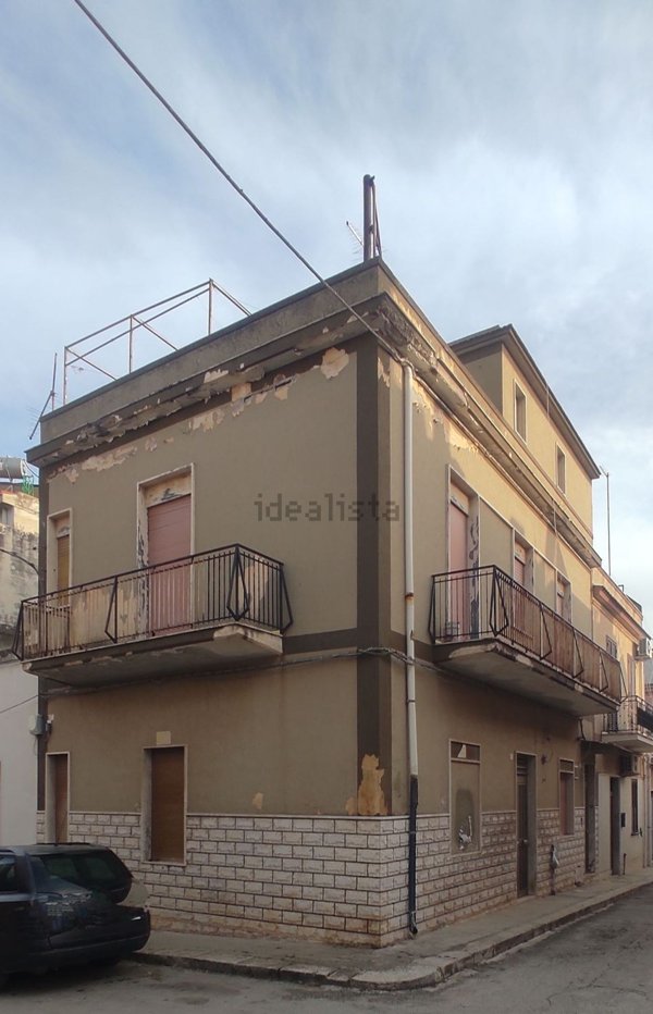 casa indipendente in vendita a Rosolini