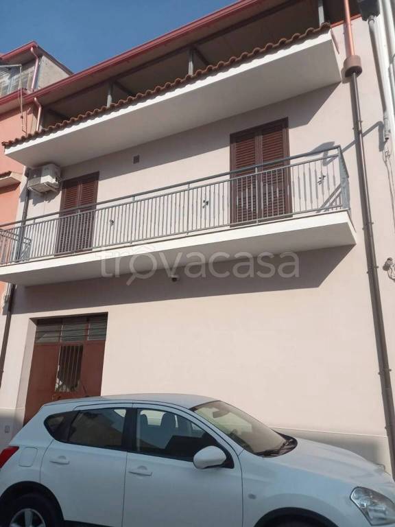 casa indipendente in vendita a Rosolini