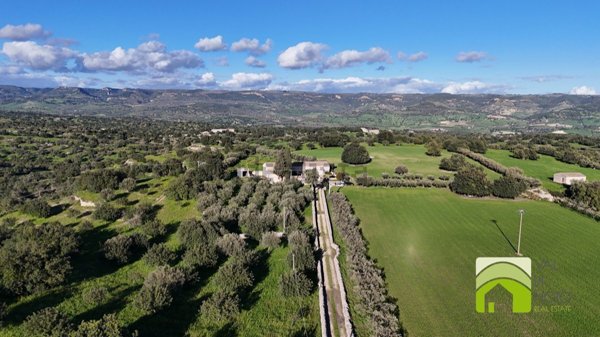 casale in vendita a Rosolini