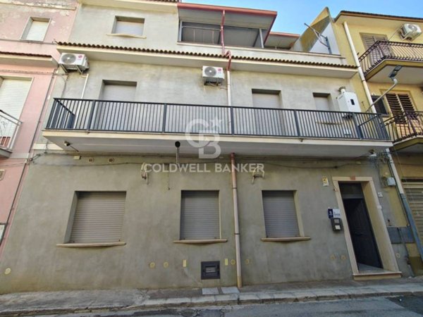 casa indipendente in vendita a Rosolini