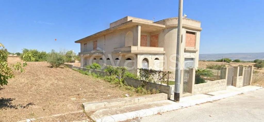 casa indipendente in vendita a Rosolini