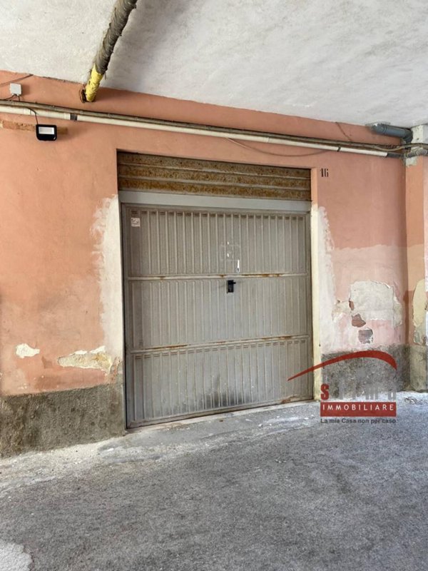 locale di sgombero in vendita a Siracusa in zona Grottasanta