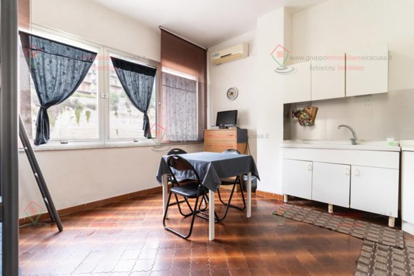 appartamento in vendita a Siracusa in zona Centro Città