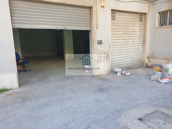 locale commerciale in vendita a Siracusa