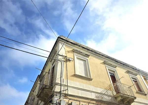appartamento in vendita a Siracusa in zona Borgata